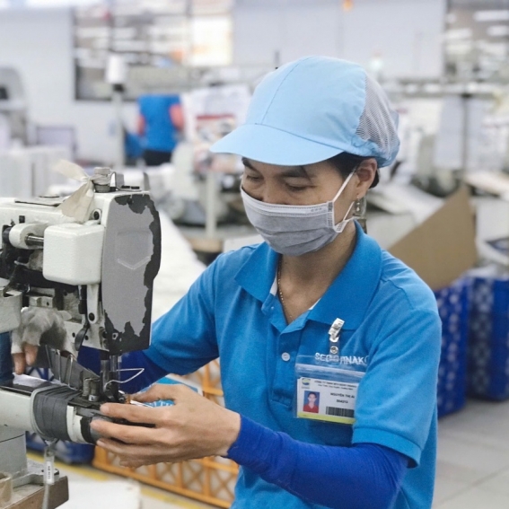 Sau bão lũ, doanh nghiệp hỗ trợ công nhân 15 tỷ đồng để ổn định cuộc sống